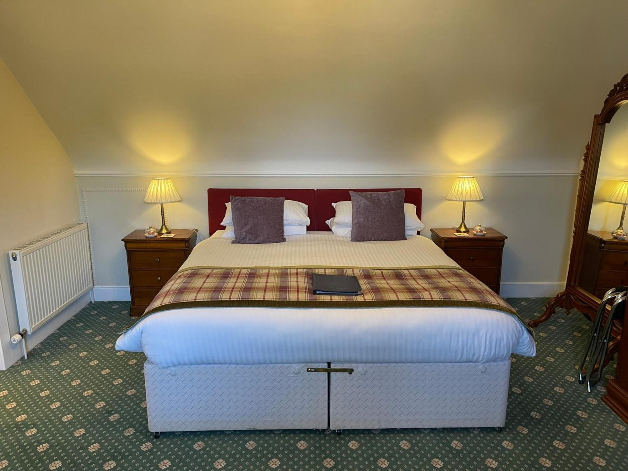 Ravenscourt House, Guest House Grantown-on-Spey Exterior photo